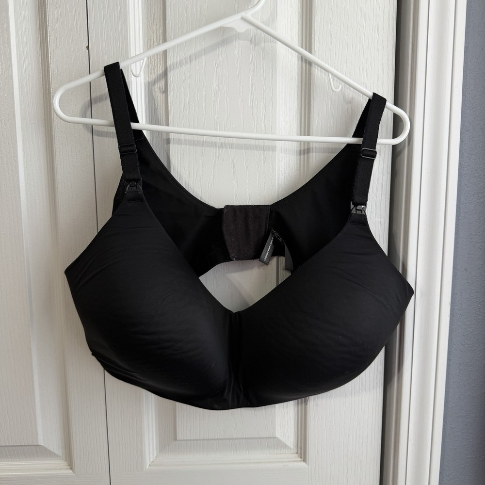Torrid Curve Black Wireless Lightly Lined Nursing Pumping Bra Women's Size 42DDD